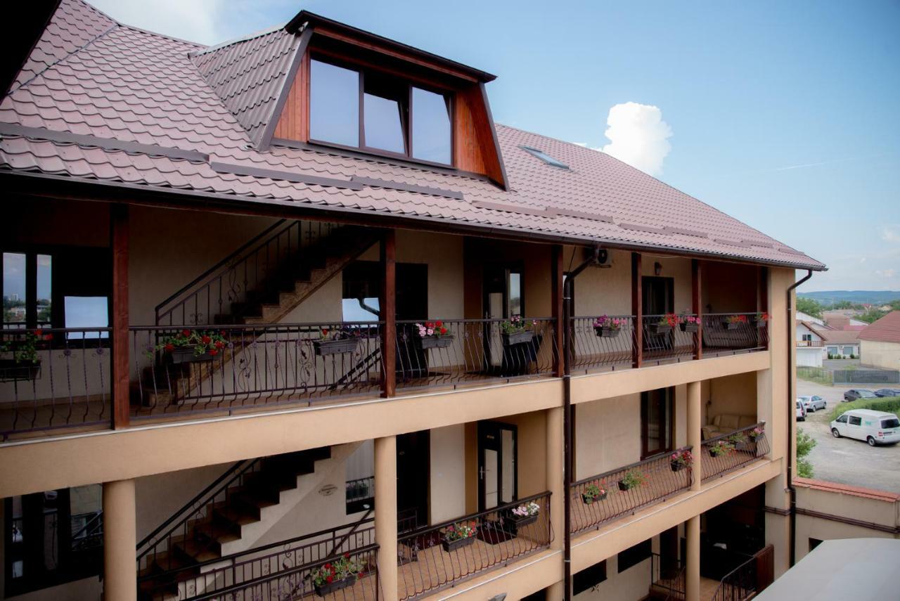 Hotel Stefani Σίμπιου Εξωτερικό φωτογραφία
